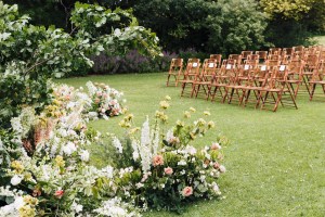 wedding ceremony flowers